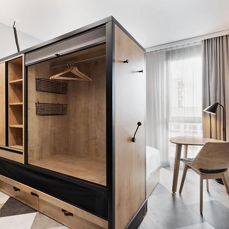 Stay Kooook Geneva City - Online Check In New Opening Exteriér fotografie
